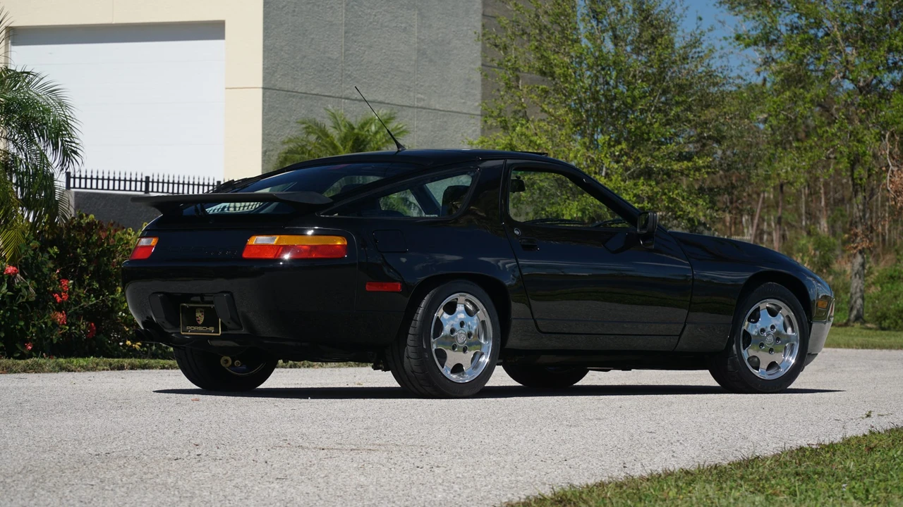 1989 Porsche 928 GT - Image 20 of 31