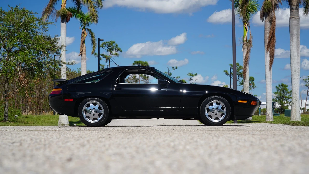 1989 Porsche 928 GT - Image 22 of 31