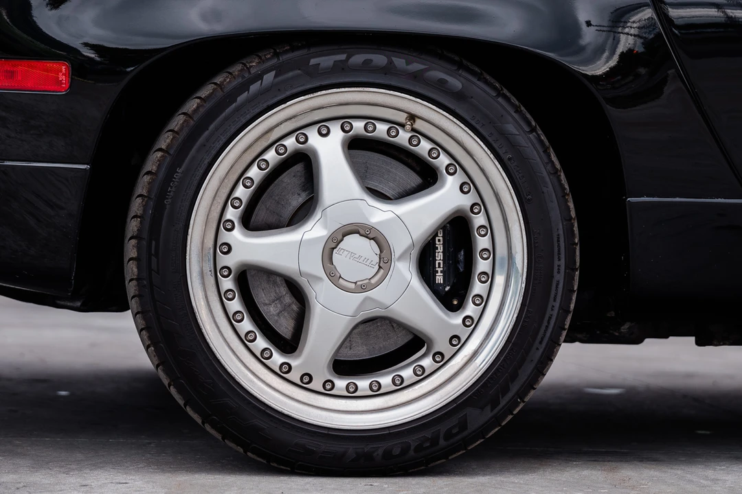 1989 Porsche 928 GT - Image 18 of 31