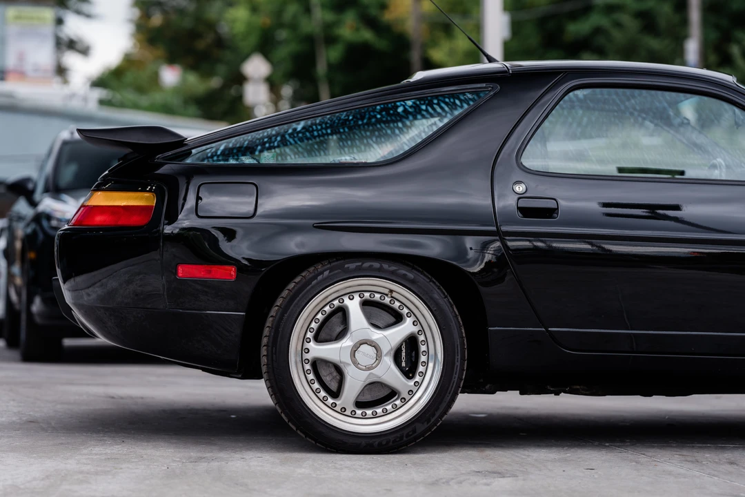 1989 Porsche 928 GT - Image 16 of 31