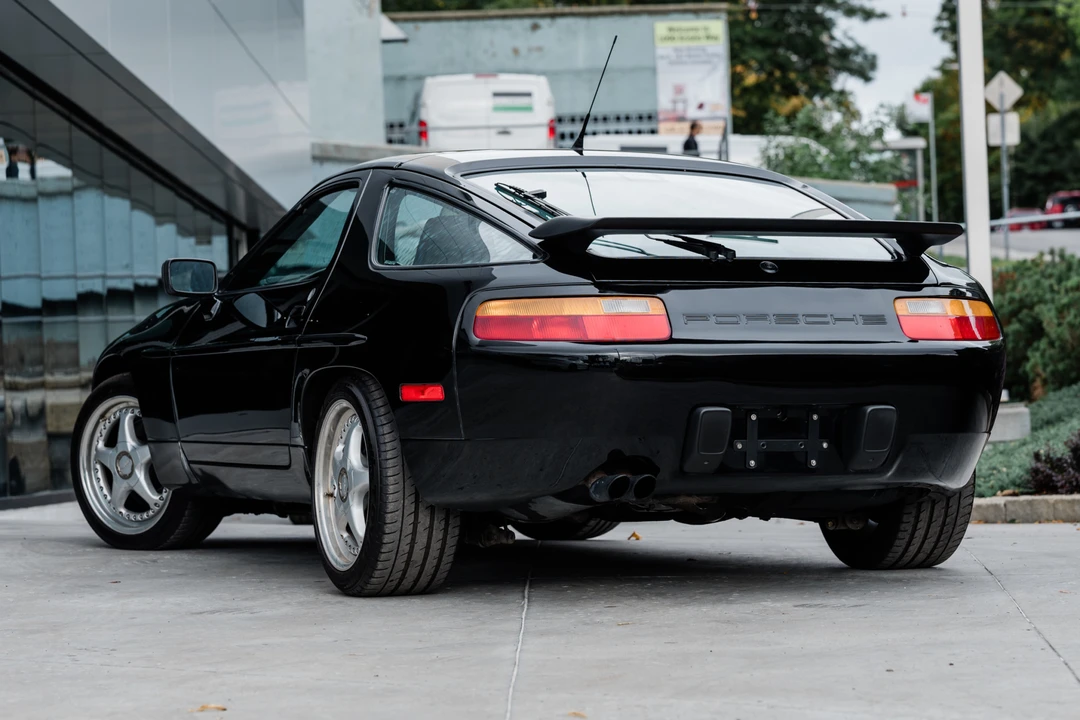 1989 Porsche 928 GT - Image 10 of 31