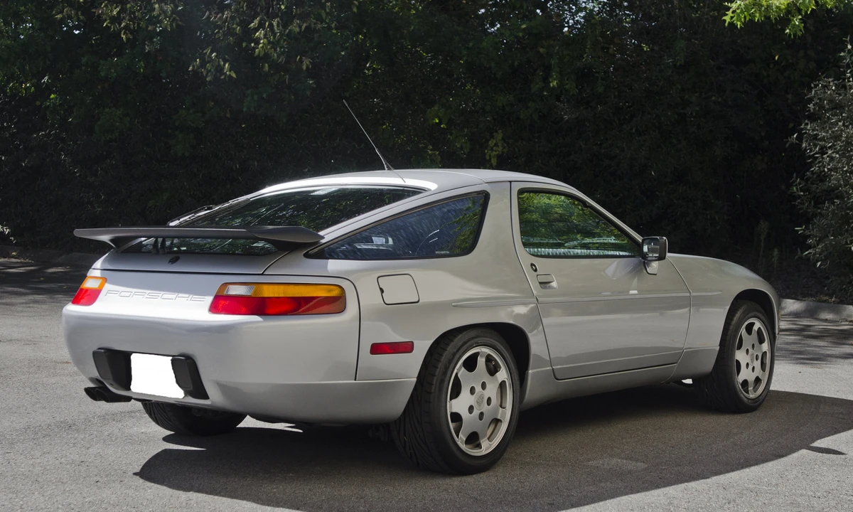 1989 Porsche 928 GT - Image 2 of 10