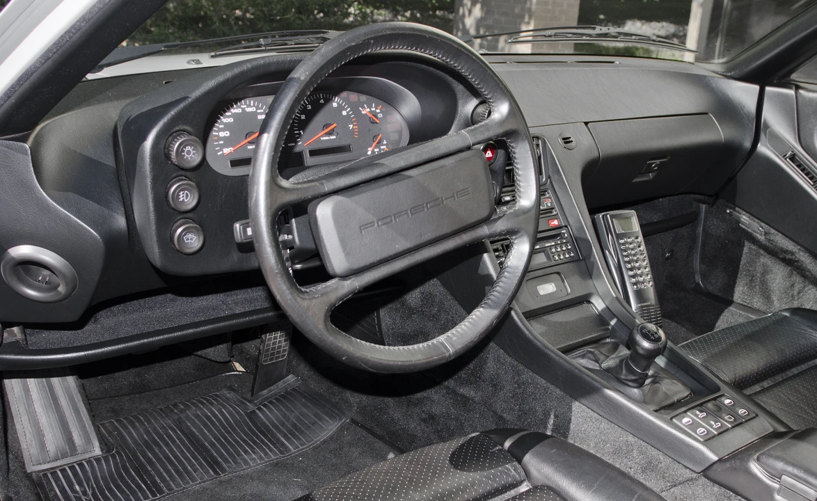 1989 Porsche 928 GT - Image 6 of 10