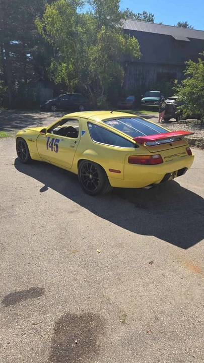 1989 Porsche 928 S4 - Image 4 of 14