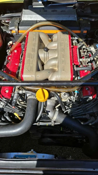 1989 Porsche 928 S4 - Image 10 of 14
