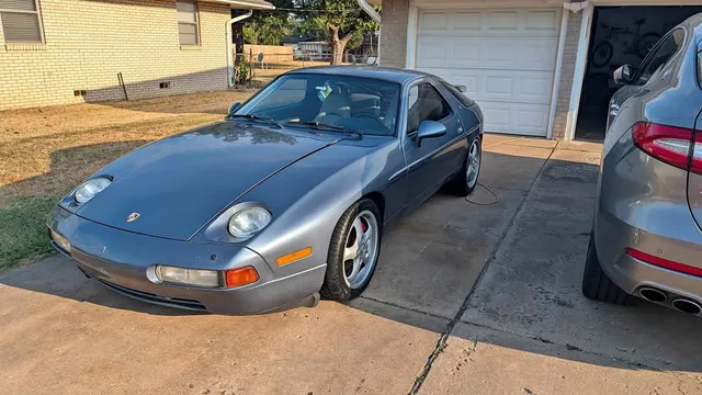 1989 Porsche 928 GTS Coupe 2D