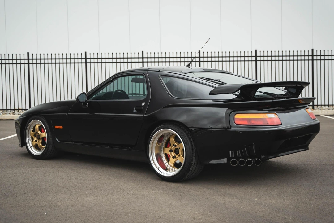 1989 Porsche 928 S4 - Image 3 of 31