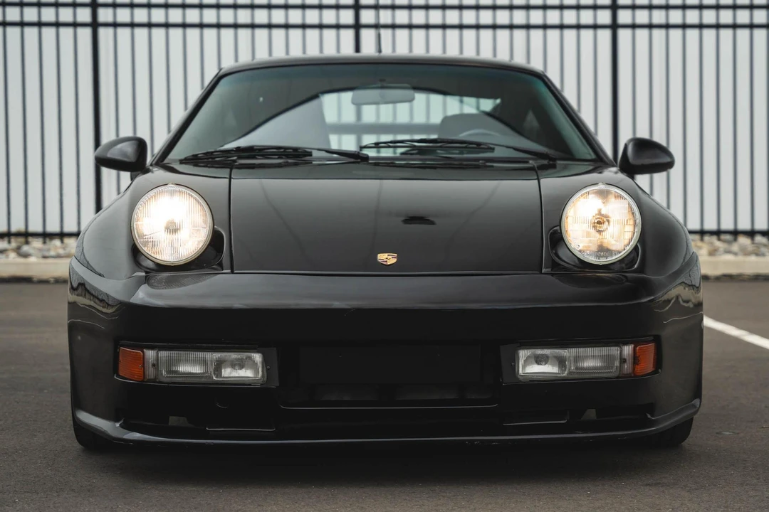 1989 Porsche 928 S4 - Image 2 of 31