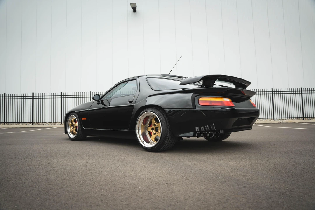 1989 Porsche 928 S4 - Image 23 of 31