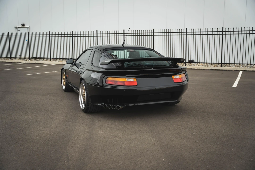 1989 Porsche 928 S4 - Image 25 of 31