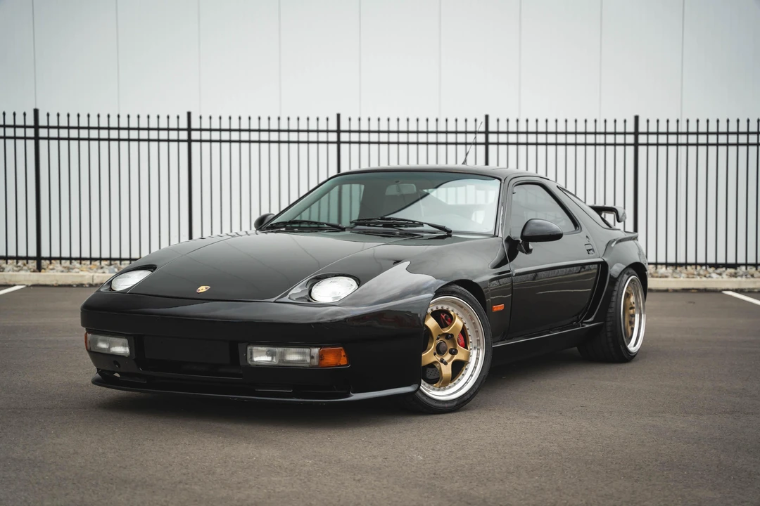 1989 Porsche 928 S4 - Image 11 of 31