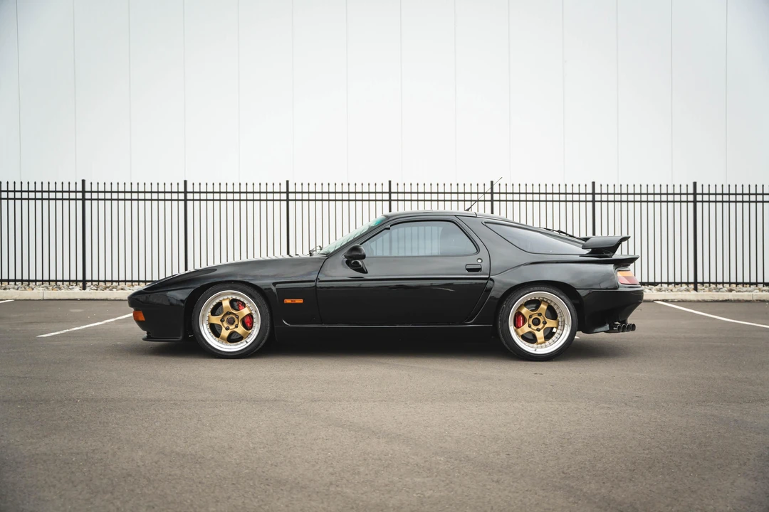 1989 Porsche 928 S4 - Image 18 of 31