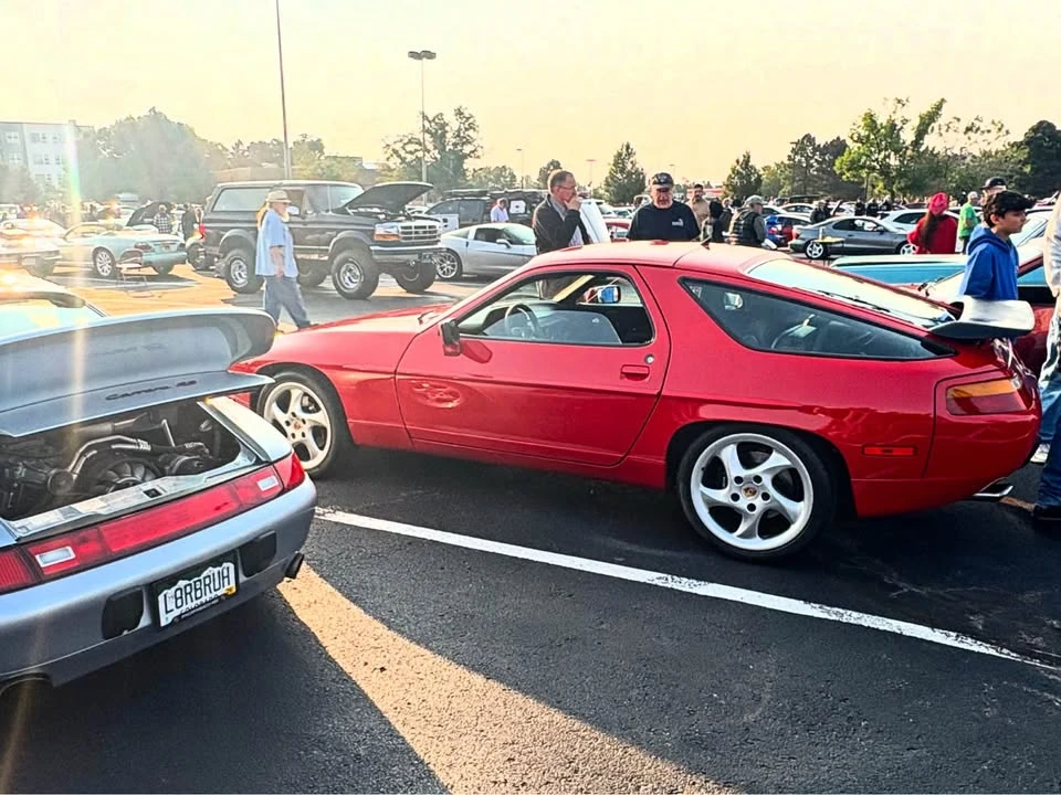 1989 Porsche 928 - Image 2 of 20
