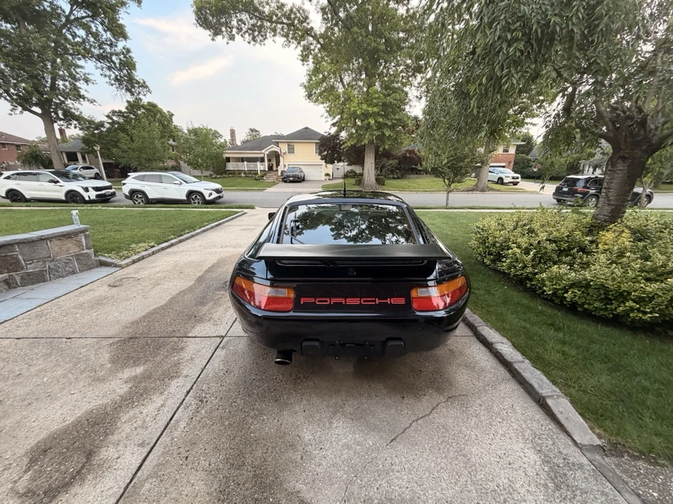 1989 Porsche 928 S4 - Image 14 of 19