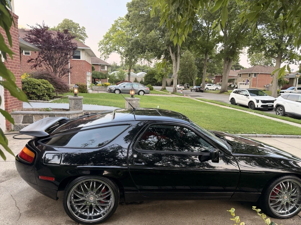 1989 Porsche 928 S4 - Image 15 of 19
