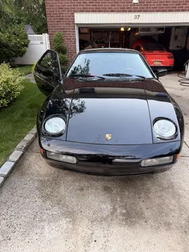 1989 Porsche 928 S-4