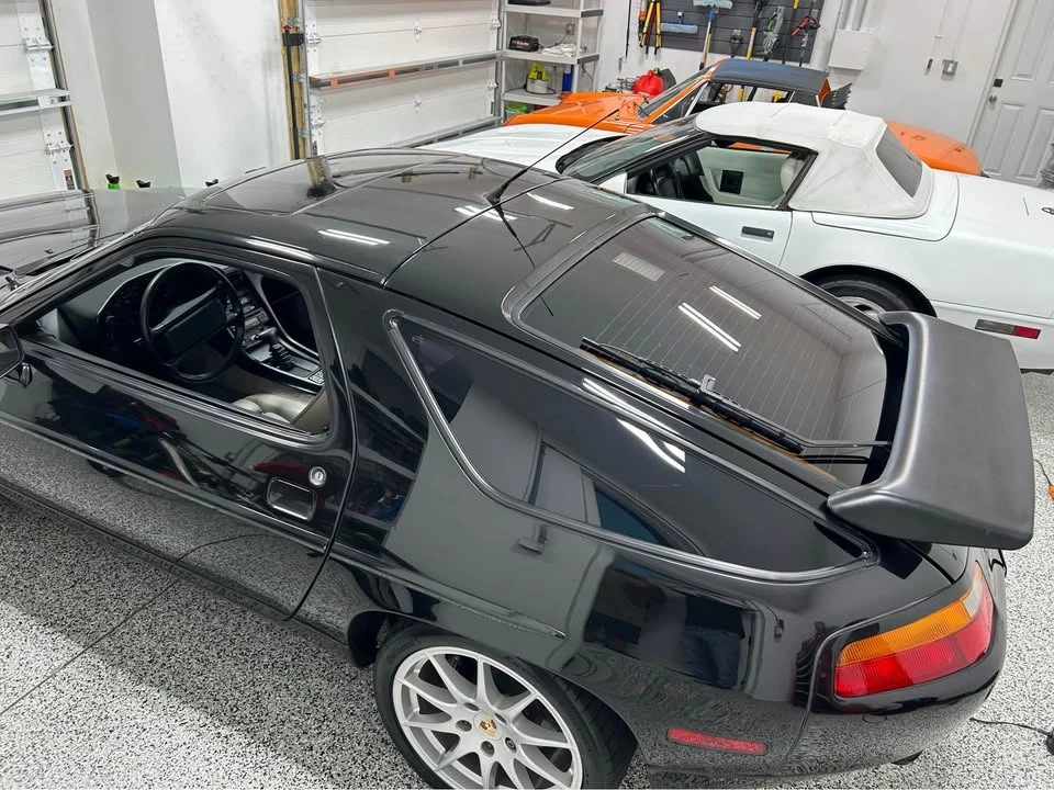1989 Porsche 928 S4 - Image 2 of 7
