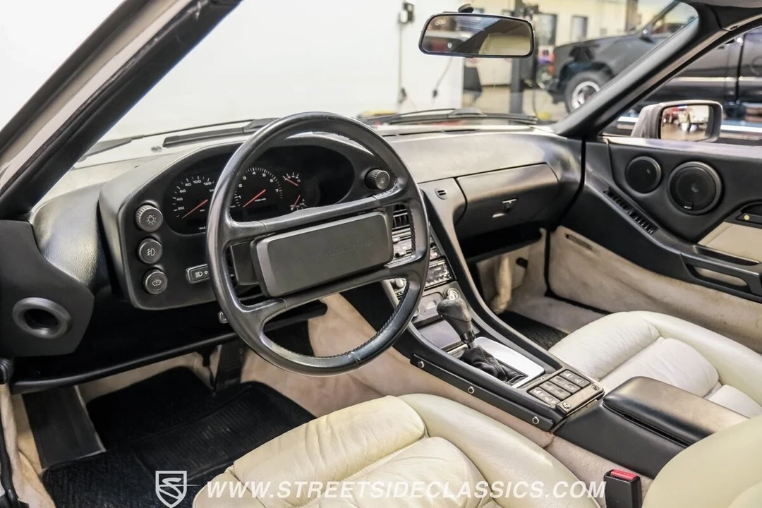 1989 Porsche 928 S4 - Image 5 of 12