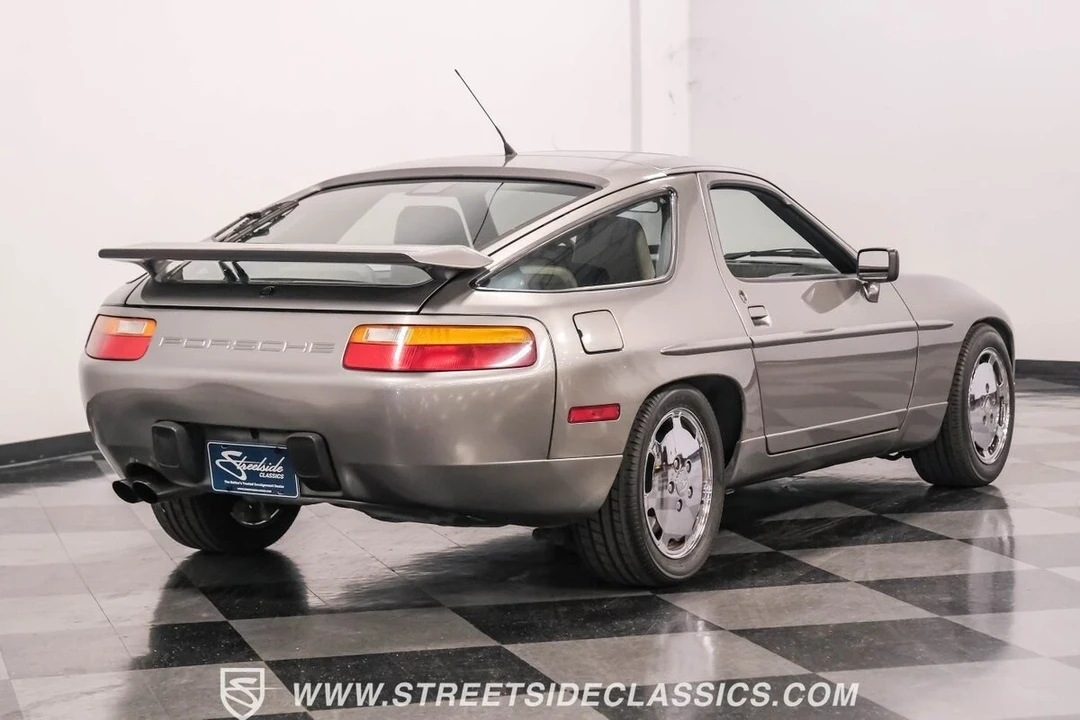 1989 Porsche 928 S4 - Image 12 of 12