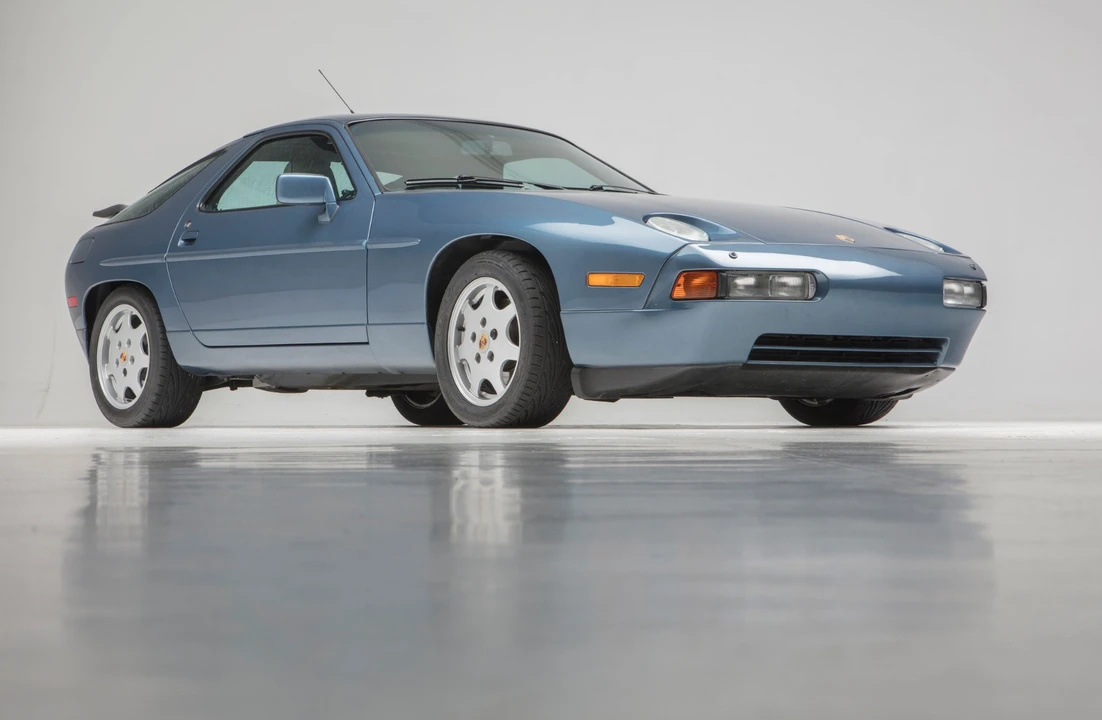 1989 Porsche 928 S4 - Image 16 of 31