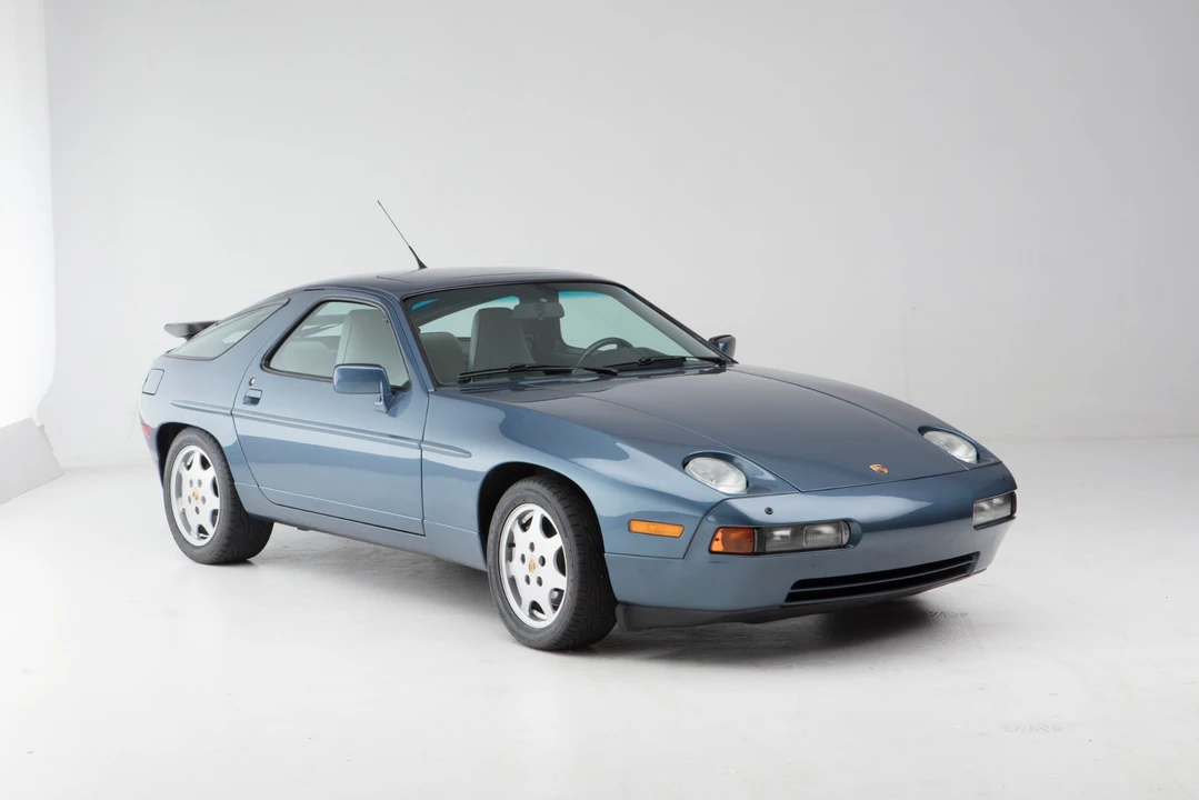 1989 Porsche 928 S4 - Image 12 of 31