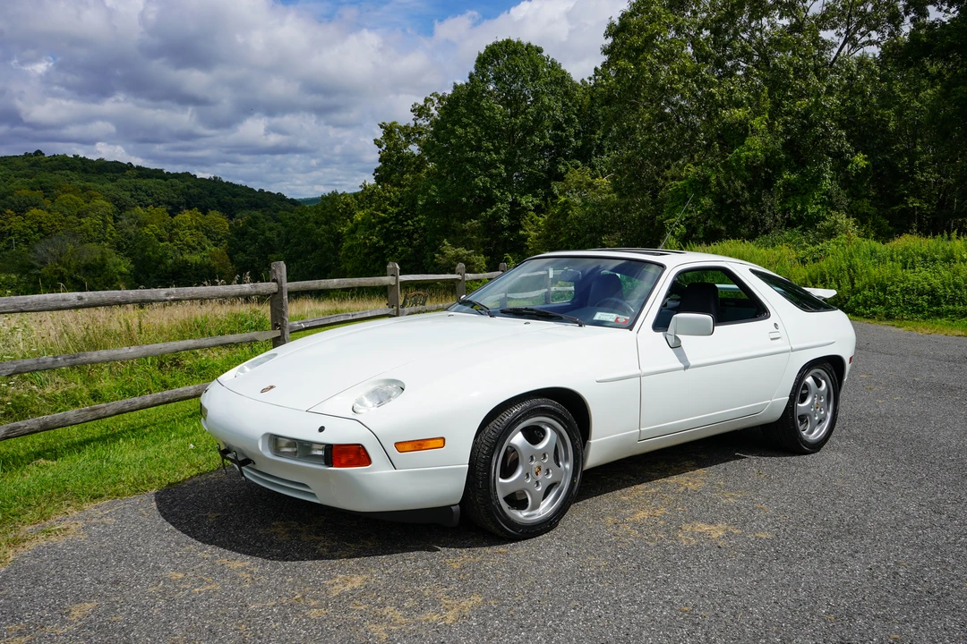 1989 Porsche 928 S4 - Image 3 of 31
