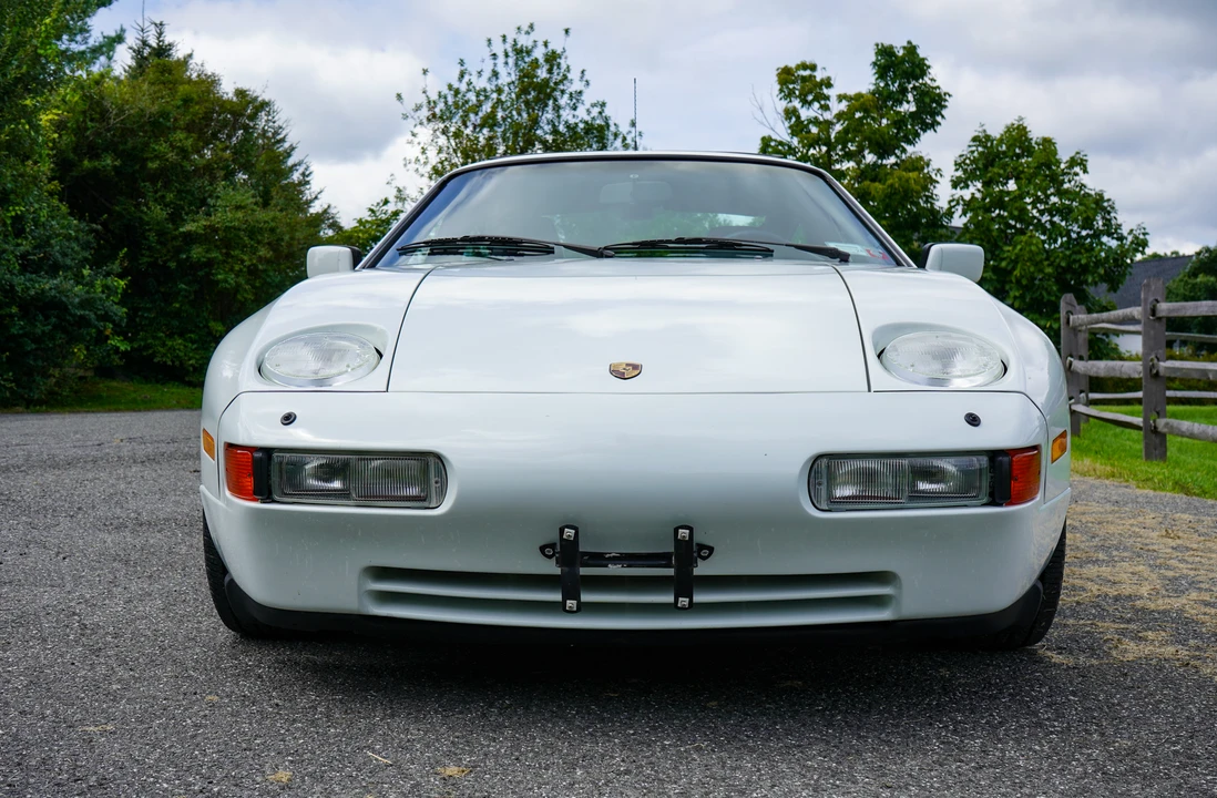 1989 Porsche 928 S4 - Image 15 of 31