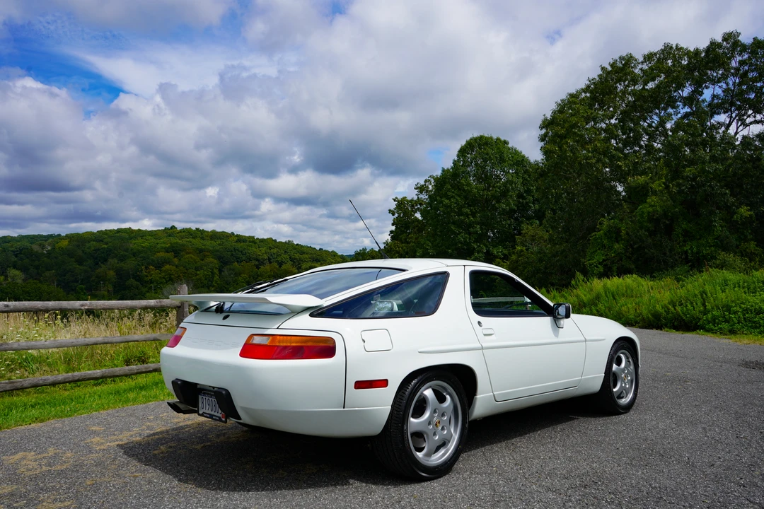 1989 Porsche 928 S4 - Image 31 of 31