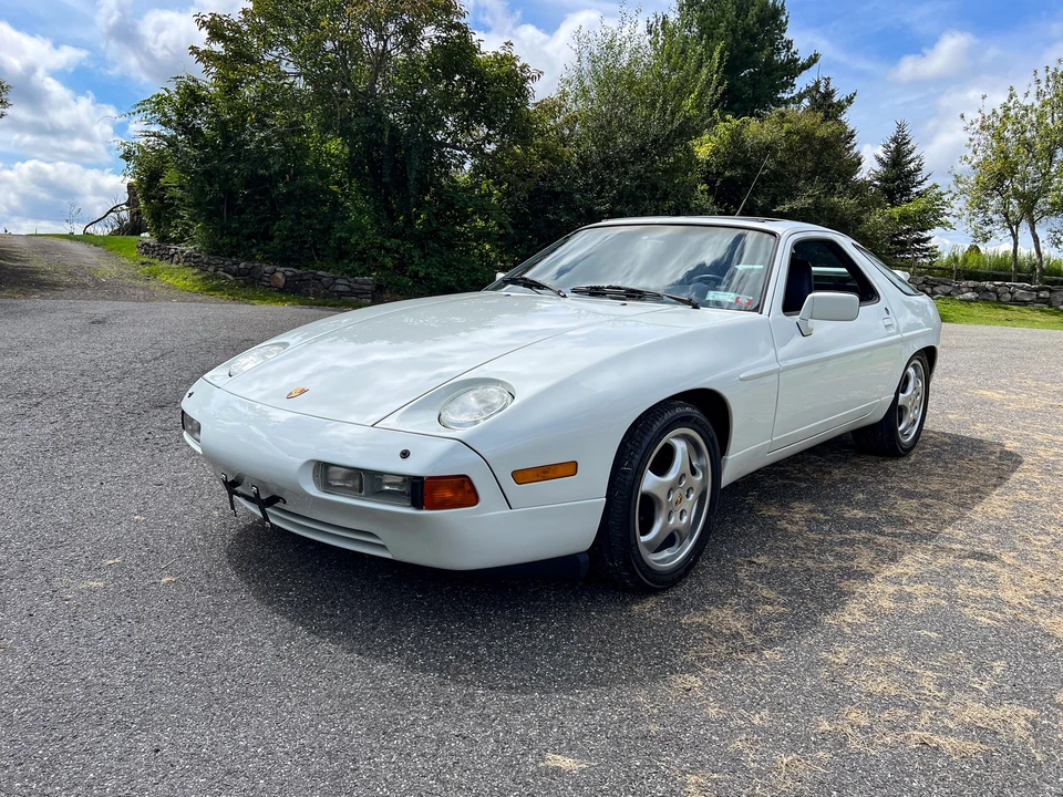 1989 Porsche 928 S4 - Image 5 of 31