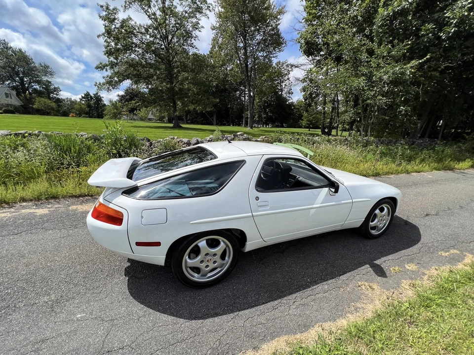 1989 Porsche 928 S4 - Image 29 of 31