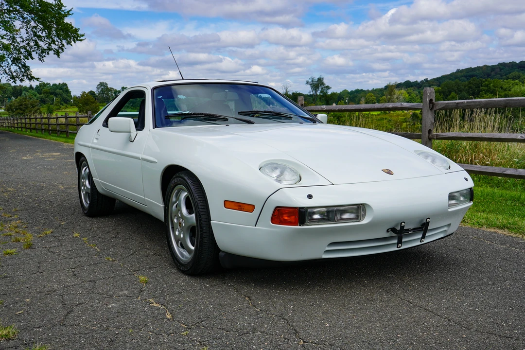 1989 Porsche 928 S4 - Image 18 of 31