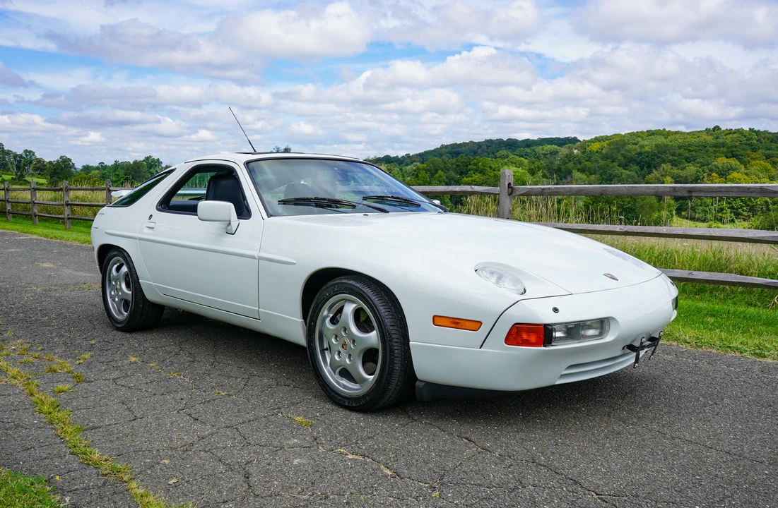 1989 Porsche 928 S4 - Image 24 of 31