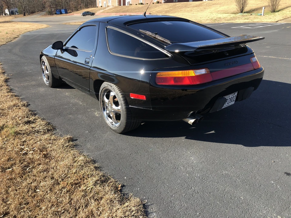 1989 Porsche 928 S4 - Image 11 of 31