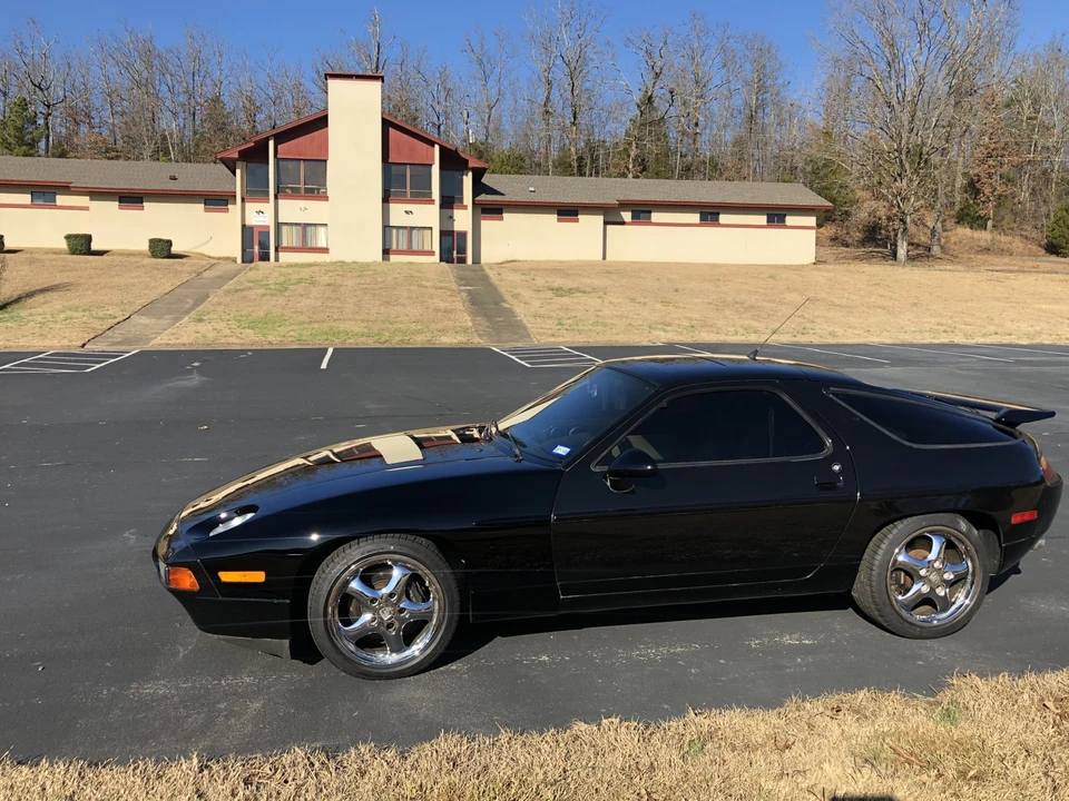 1989 Porsche 928 S4 - Image 10 of 31