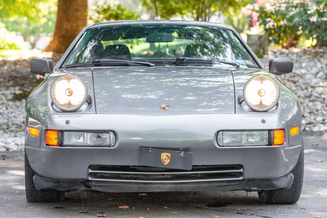 1989 Porsche 928 S4 - Image 10 of 31