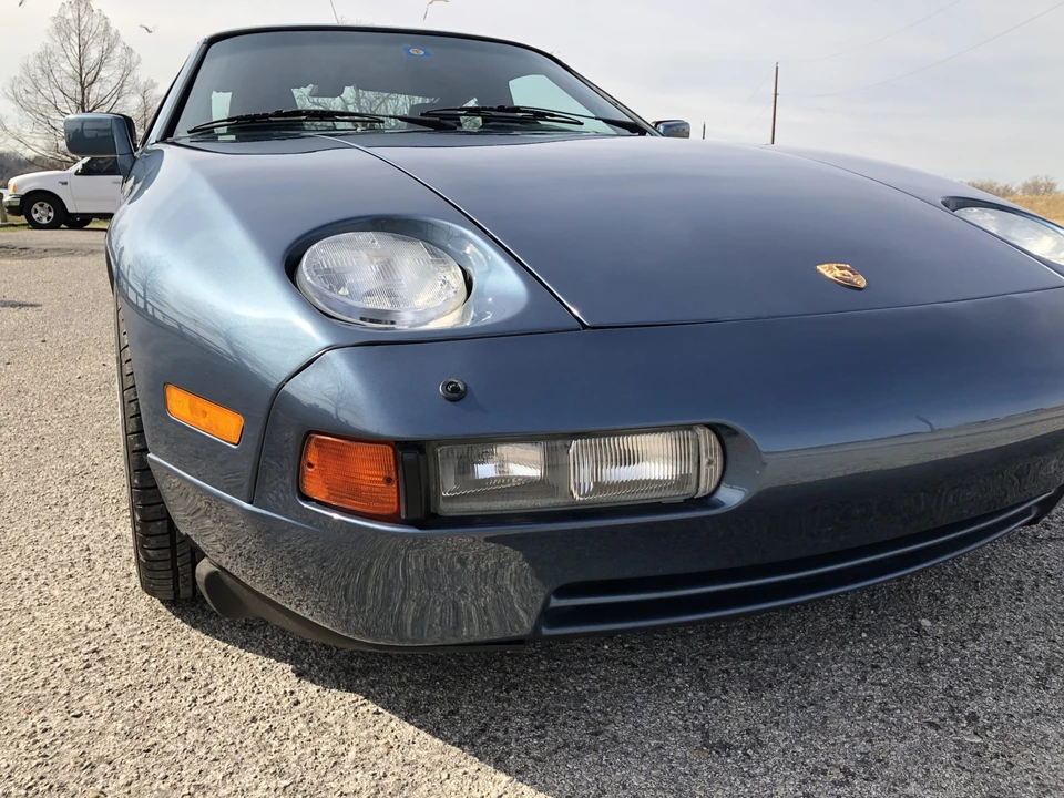 1989 Porsche 928 S4 - Image 14 of 31