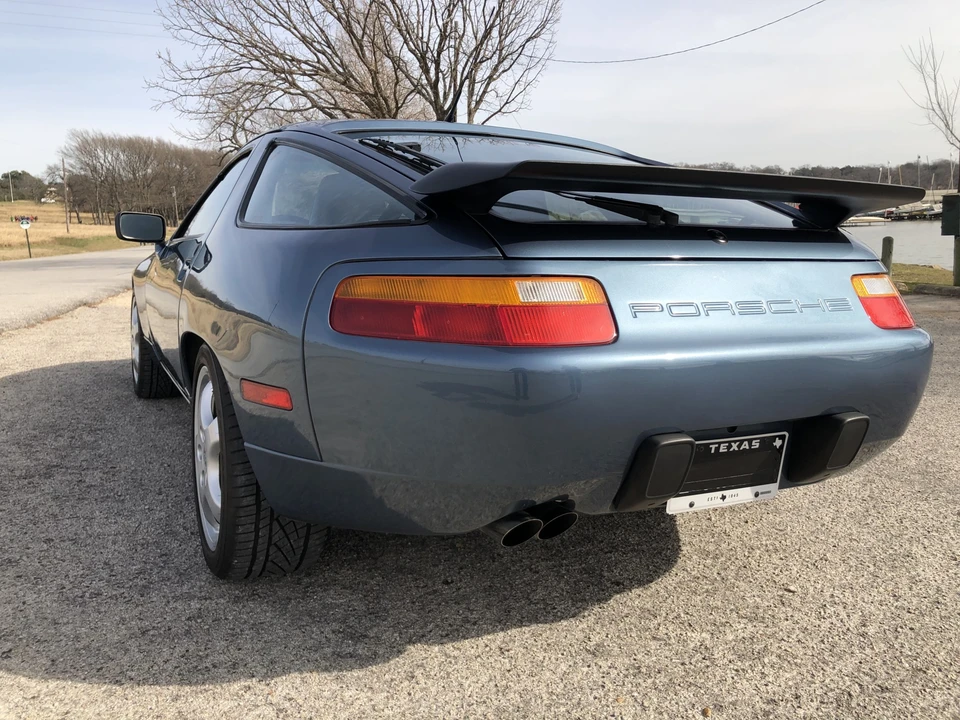 1989 Porsche 928 S4 - Image 8 of 31