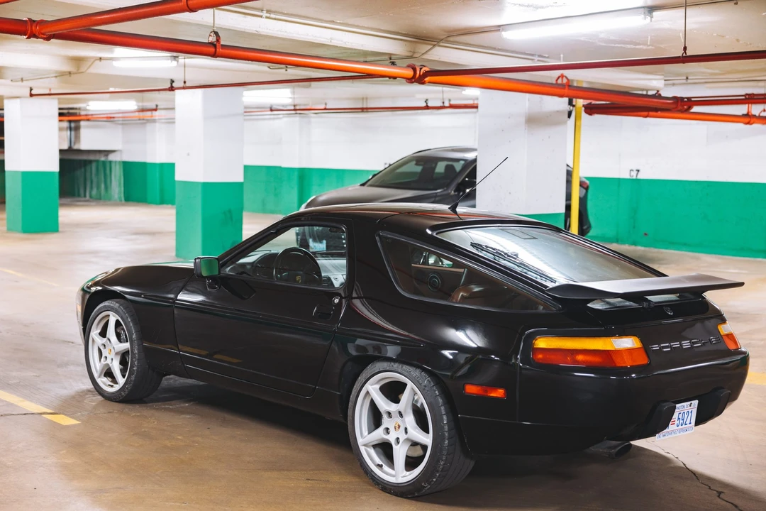 1989 Porsche 928 S4 - Image 4 of 31