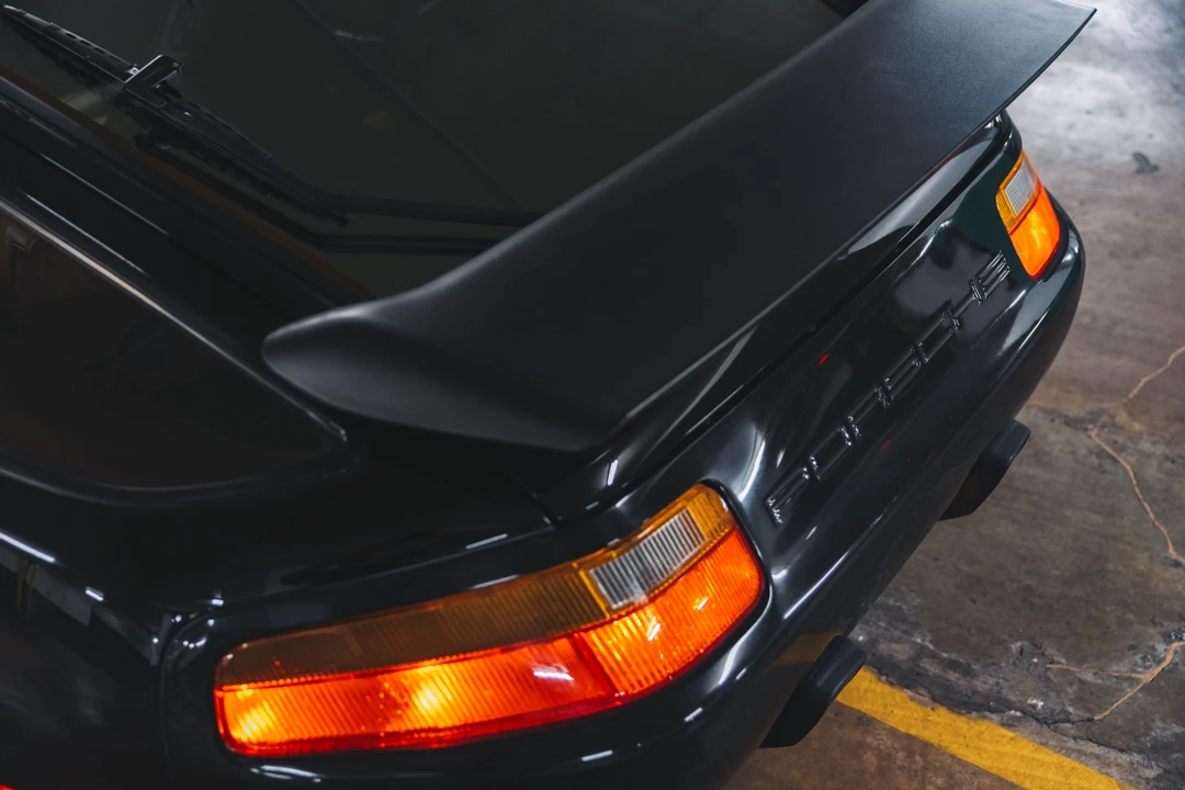 1989 Porsche 928 S4 - Image 28 of 31