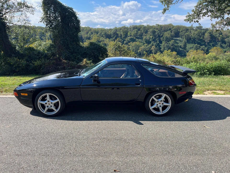 1989 Porsche 928 S4 - Image 20 of 31