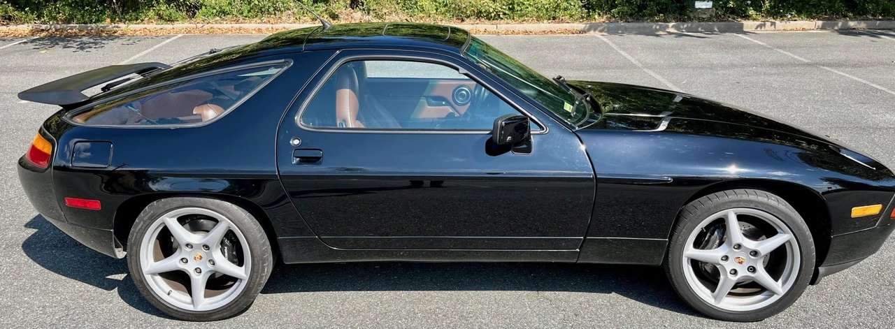 1989 Porsche 928 S4 - Image 16 of 31