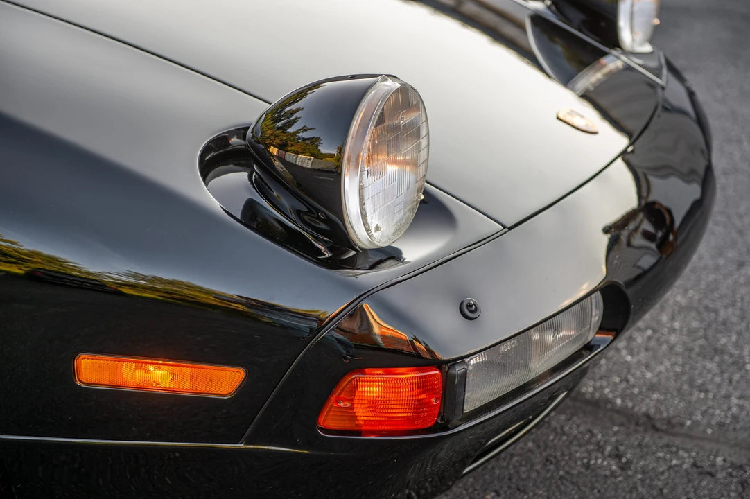 1989 Porsche 928 S4 - Image 30 of 31