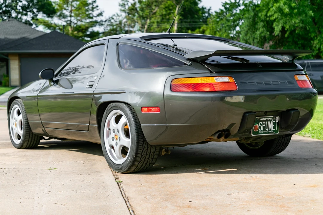 1989 Porsche 928 S4 - Image 3 of 31