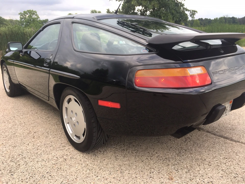 1989 Porsche 928 S4 - Image 31 of 31