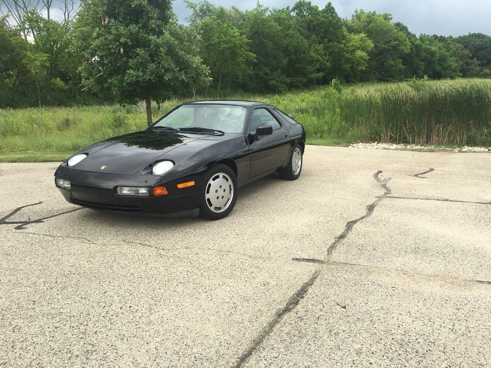 1989 Porsche 928 S4 - Image 6 of 31