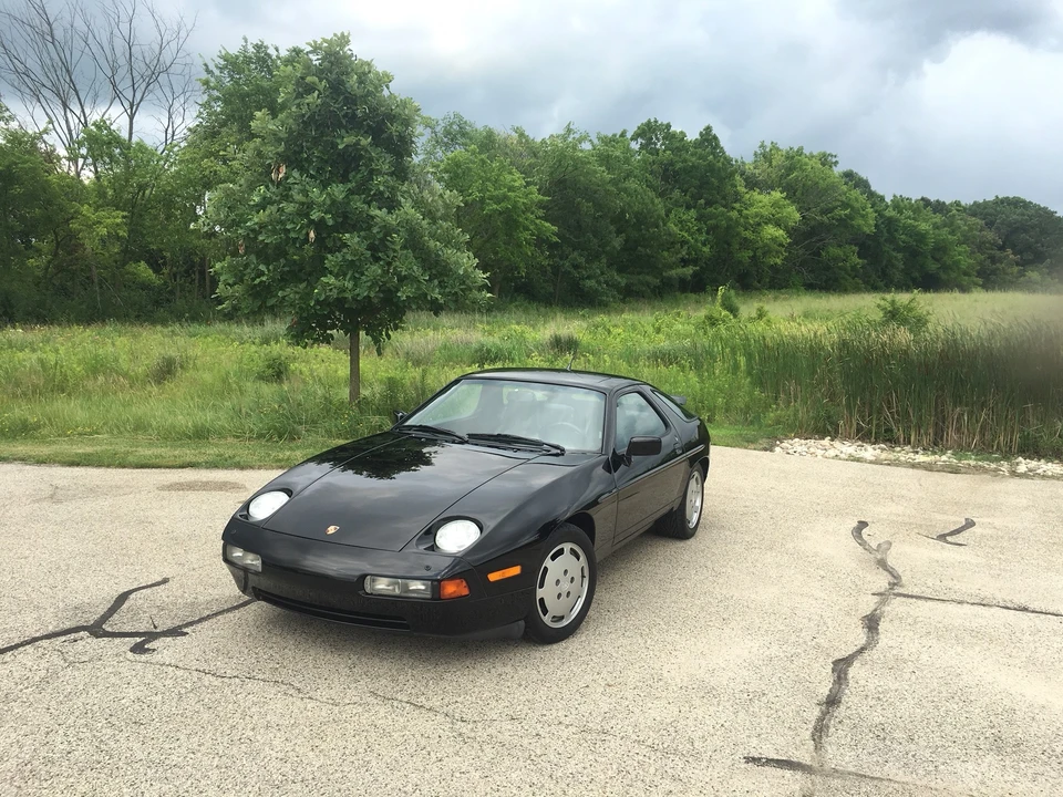 1989 Porsche 928 S4 - Image 7 of 31