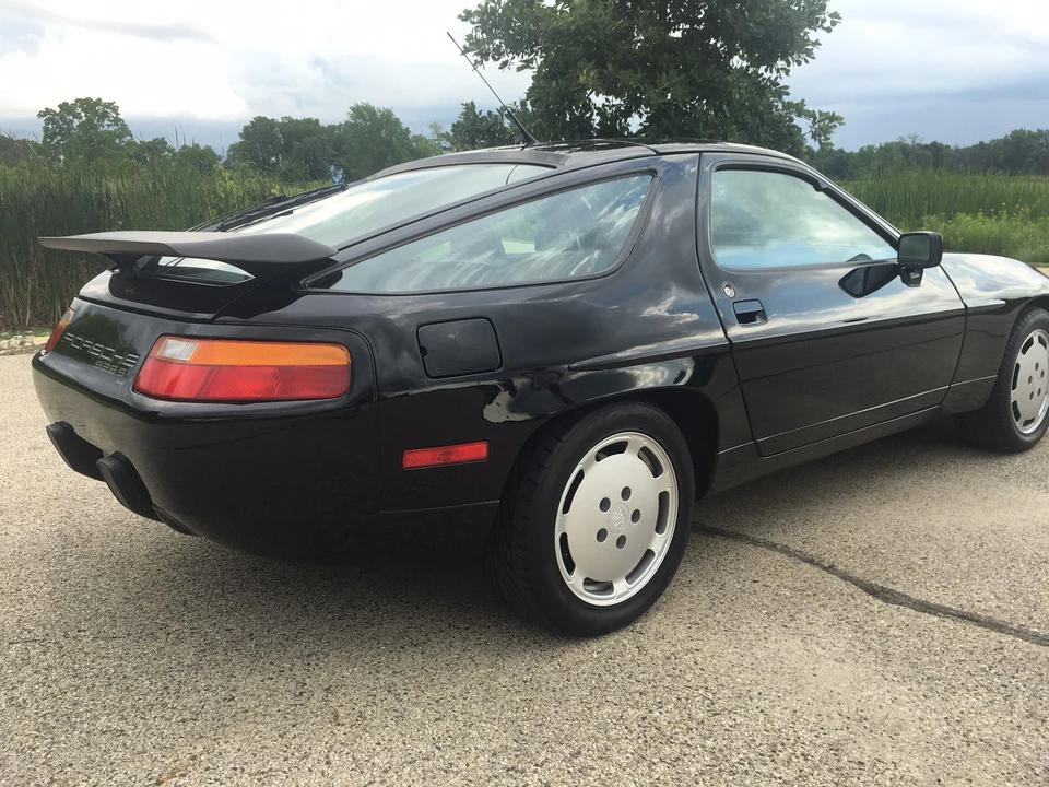 1989 Porsche 928 S4 - Image 19 of 31