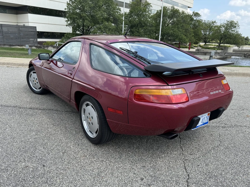 1989 Porsche 928 S4 - Image 31 of 31