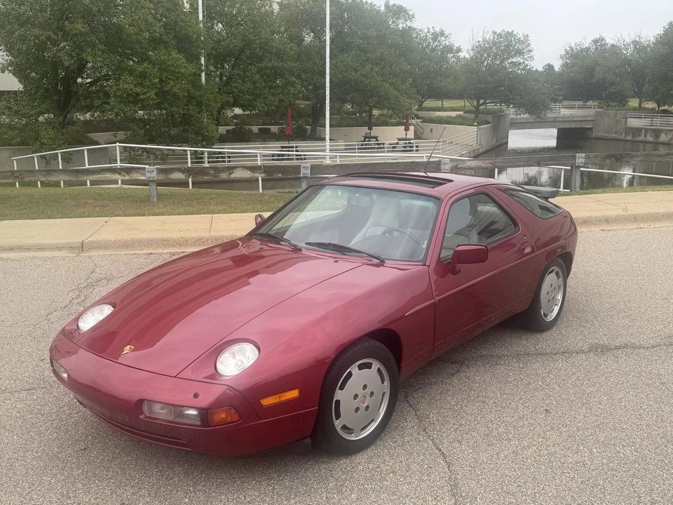 1989 Porsche 928 S4 - Image 5 of 31