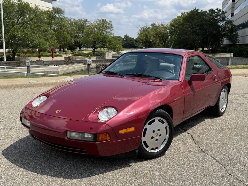 1989 Porsche 928 S4 - Image 4 of 31